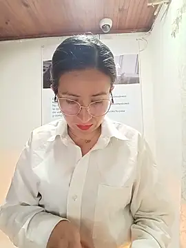 Valentina--1 online show from 06/29/26, 10:15