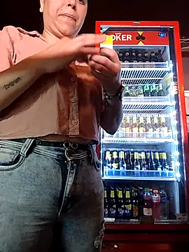 Caroline-17 online show from 12/18/25, 06:25