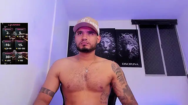 AUSTINN TORRES online show from 03/04/26, 01:00