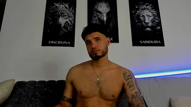 Snapshot of AUSTINN_TORRES chatting on 07/18/26, 12:15 AUSTINN TORRES online show from 07/18/26, 12:15