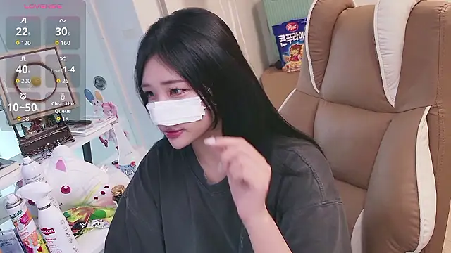 Milk Sola online show from 06/07/26, 01:10