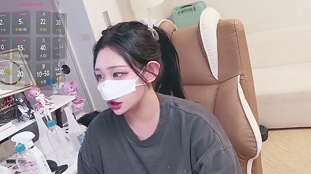 Milk Sola online show from 06/21/26, 12:19