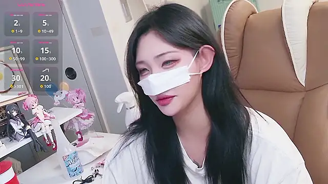Milk Sola online show from 06/25/26, 01:15