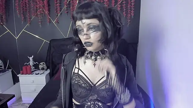 Snapshot of Yueeclipsa chatting on 10/29/25, 12:02 Yueeclipsa online show from 10/29/25, 12:02