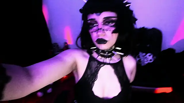 Snapshot of Yueeclipsa chatting on 03/06/26, 04:20 Yueeclipsa online show from 03/06/26, 04:20