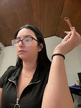 Kloe Novoa online show from 11/05/25, 12:49