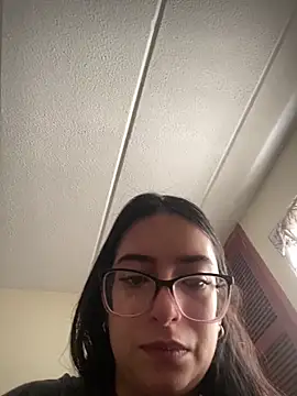 Kloe Novoa online show from 04/26/26, 02:59