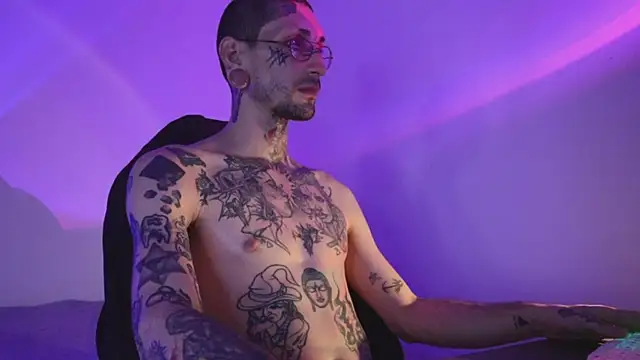 TokyoHatsumoto online show from 11/16/25, 02:39