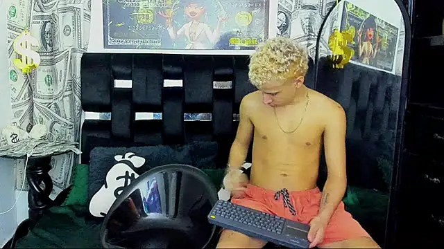 Horny Duo0 online show from 11/16/25, 03:23