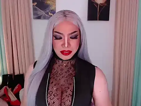  Danica Malibog  online show from 12/14/25, 02:39