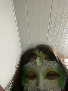 Snapshot of crazzyanne chatting on 02/11/26, 04:17 crazzyanne online show from 02/11/26, 04:17