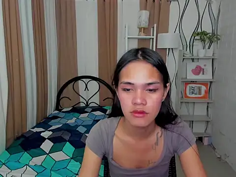 XxBigCockAliyahxX online show from 10/28/25, 08:11