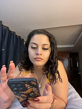 Snapshot of amellita-33 chatting on 07/17/26, 06:20 amellita-33 online show from 07/17/26, 06:20