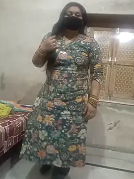 Best couple2001 online show from 11/30/25, 03:16