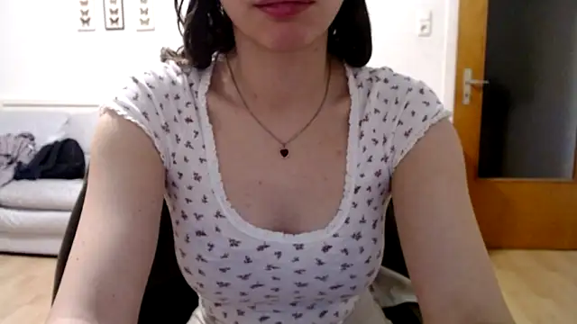 bellefleurrr online show from 11/04/25, 09:47