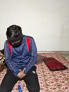 Snapshot of Heena-143 chatting on 01/09/26, 12:30 Heena-143 online show from 01/09/26, 12:30