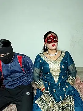 Snapshot of Heena-143 chatting on 02/07/26, 04:33 Heena-143 online show from 02/07/26, 04:33