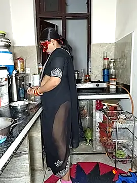 Snapshot of Heena-143 chatting on 02/12/26, 02:12 Heena-143 online show from 02/12/26, 02:12