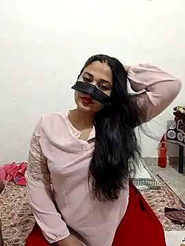 Snapshot of Heena-143 chatting on 04/25/26, 09:01 Heena-143 online show from 04/25/26, 09:01