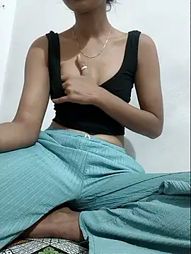 Snapshot of Kissu-Jaan chatting on 03/07/26, 09:50 Kissu-Jaan online show from 03/07/26, 09:50