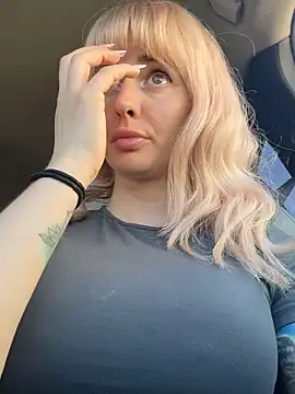 blondegirlx online show from 05/10/26, 01:16
