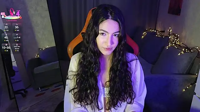 Mulan Lo online show from 12/20/25, 06:59