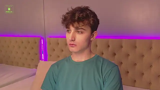 Richard steele hot online show from 11/04/25, 03:22