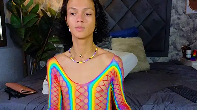 Snapshot of Indi_rave chatting on 11/04/25, 03:44 Indi rave online show from 11/04/25, 03:44