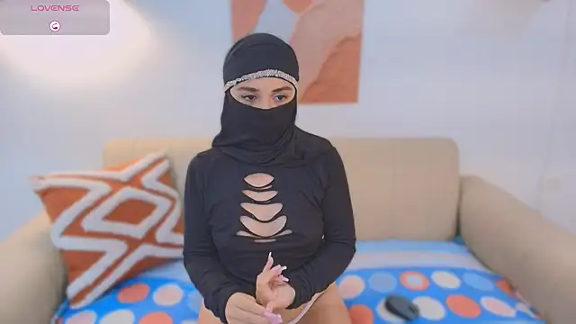 Snapshot of Lailaa_lush chatting on 11/26/25, 07:20 Lailaa lush online show from 11/26/25, 07:20