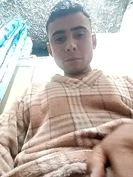 Snapshot of robinhd1234 chatting on 01/14/26, 12:27 robinhd1234 online show from 01/14/26, 12:27