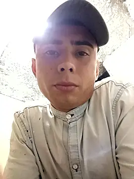 Snapshot of robinhd1234 chatting on 01/17/26, 12:59 robinhd1234 online show from 01/17/26, 12:59