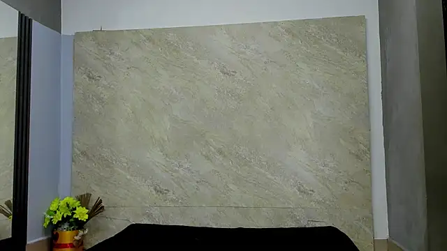 Sarahh-19 online show from 11/15/25, 12:02