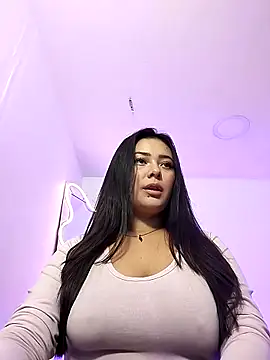 Snapshot of damii_tay1 chatting on 10/29/25, 02:25 damii tay1 online show from 10/29/25, 02:25