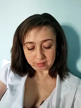 Snapshot of MaryKiki5619 chatting on 06/24/26, 03:00 MaryKiki5619 online show from 06/24/26, 03:00