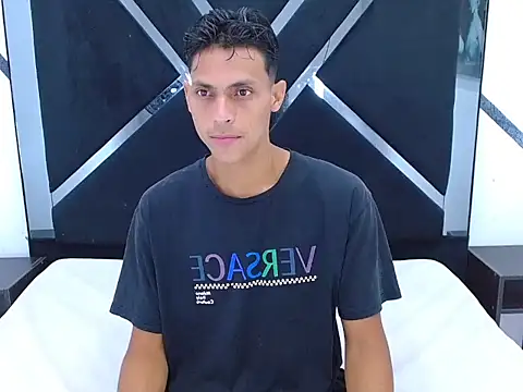 wiltom  online show from 10/28/25, 12:09