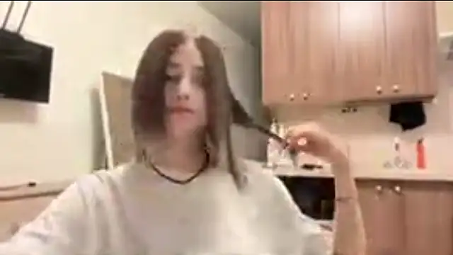 AidaGloshen online show from 10/27/25, 05:06