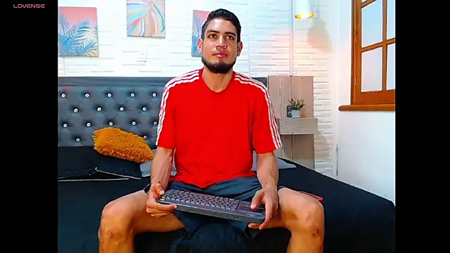 Snapshot of Tribilin_ht chatting on 03/17/26, 07:50 Tribilin ht online show from 03/17/26, 07:50