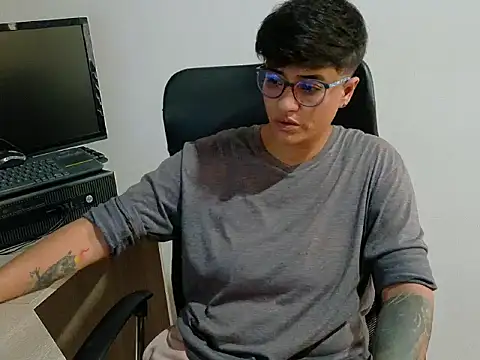 zarek boston online show from 12/17/25, 11:27