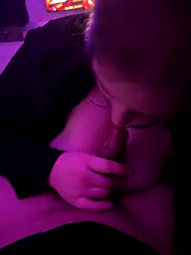 Aksinja05 online show from 12/15/25, 10:25