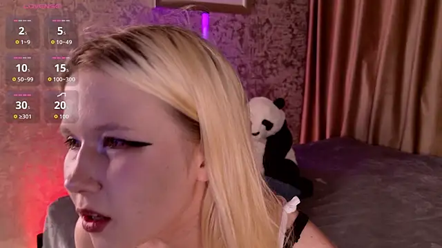 VivieSunn online show from 06/21/26, 03:47