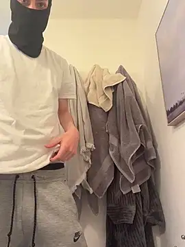 Snapshot of slimshadypt2 chatting on 03/25/26, 08:48 slimshadypt2 online show from 03/25/26, 08:48