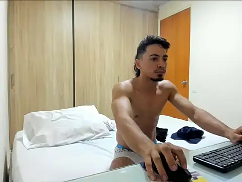 bbenboxer online show from 11/18/25, 11:26