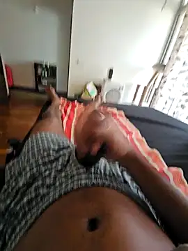 Snapshot of 16Hose chatting on 11/20/25, 09:53 16Hose online show from 11/20/25, 09:53