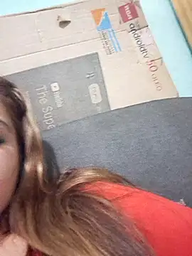 Erica luvv online show from 12/01/25, 12:04