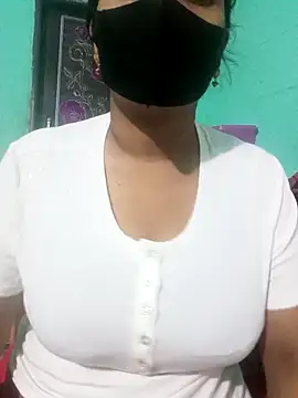 Snapshot of Chadni19 chatting on 11/26/25, 01:56 Chadni19 online show from 11/26/25, 01:56