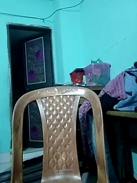 Snapshot of Chadni19 chatting on 12/13/25, 09:20 Chadni19 online show from 12/13/25, 09:20