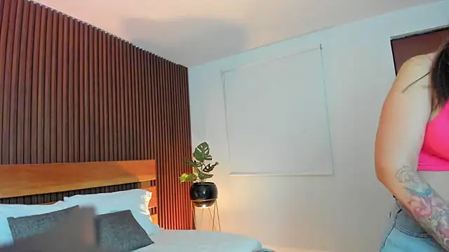 anastasia cortez  online show from 12/03/25, 03:14