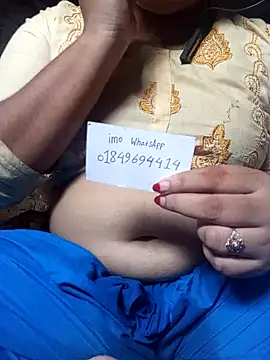 Snapshot of Naughty_Mow chatting on 10/26/25, 05:02 Naughty Mow online show from 10/26/25, 05:02