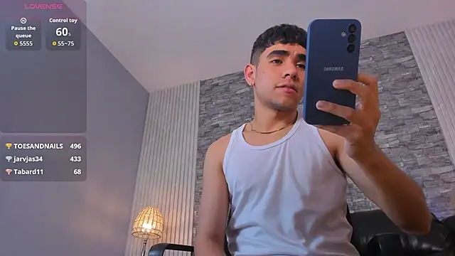 zack joness18 online show from 11/13/25, 05:28