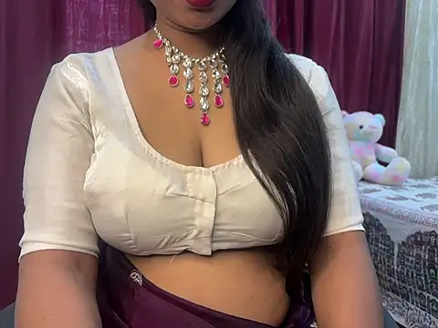 Ritika janu online show from 06/25/26, 05:12